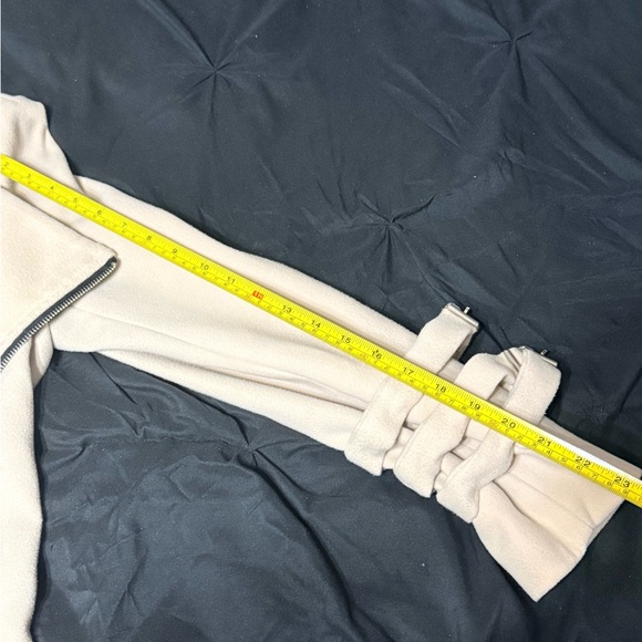 Classy polyester coat - Picture 8 of 11